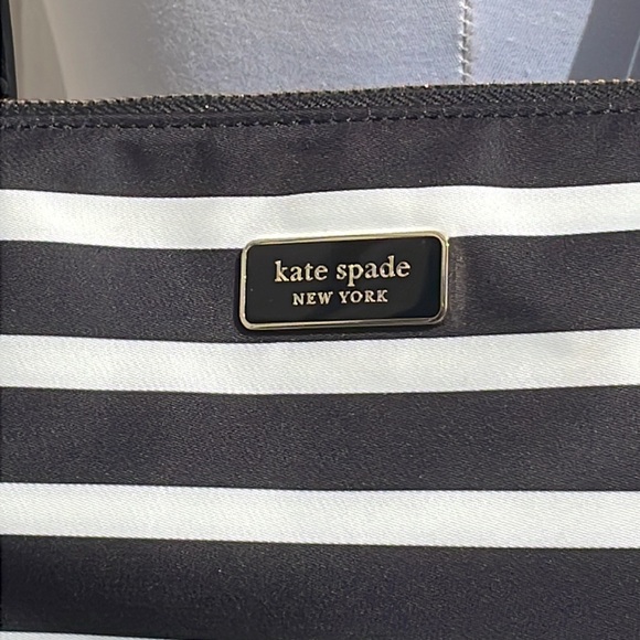Kate Spade New York HAYDEN TOP ZIP TOTE - Picture 3 of 12